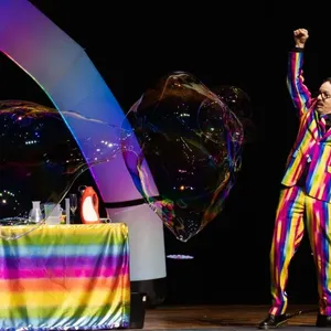 The Bubble Spectacular Image 1