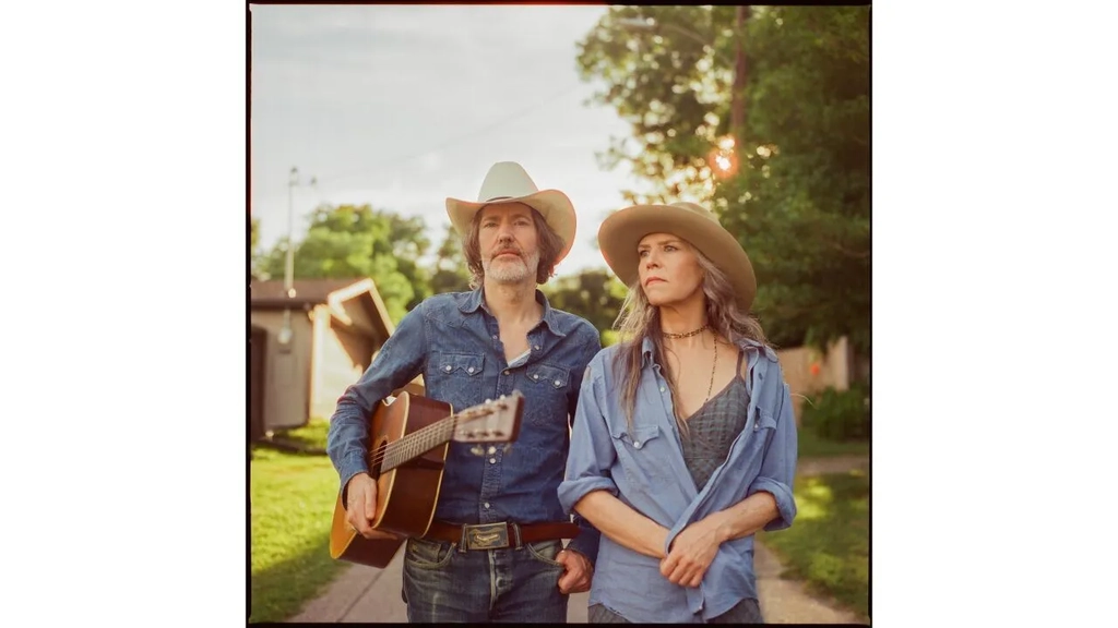 An Evening with Gillian Welch & David Rawlings Image 1