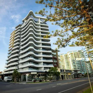 X Kirra Apartments
