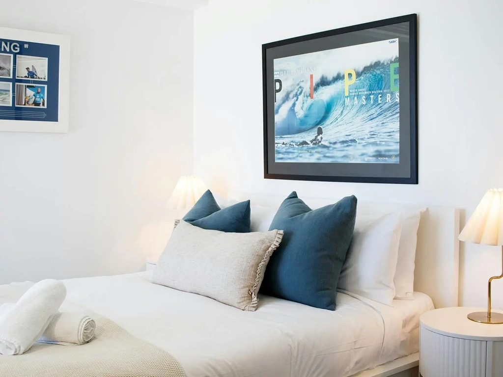 2 bedroom unit in Mermaid Beach - second bedroom