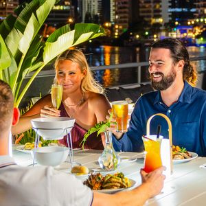 Sea World Cruises: Dinner - TourCollective