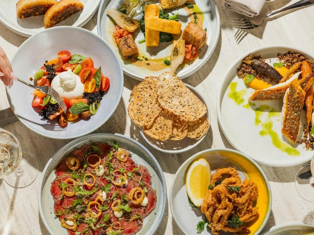 Dining at Amici
