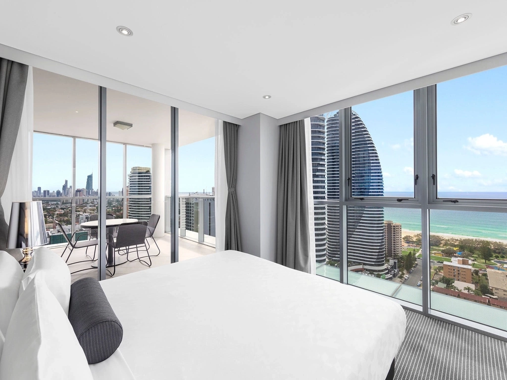 Meriton Suites Broadbeach