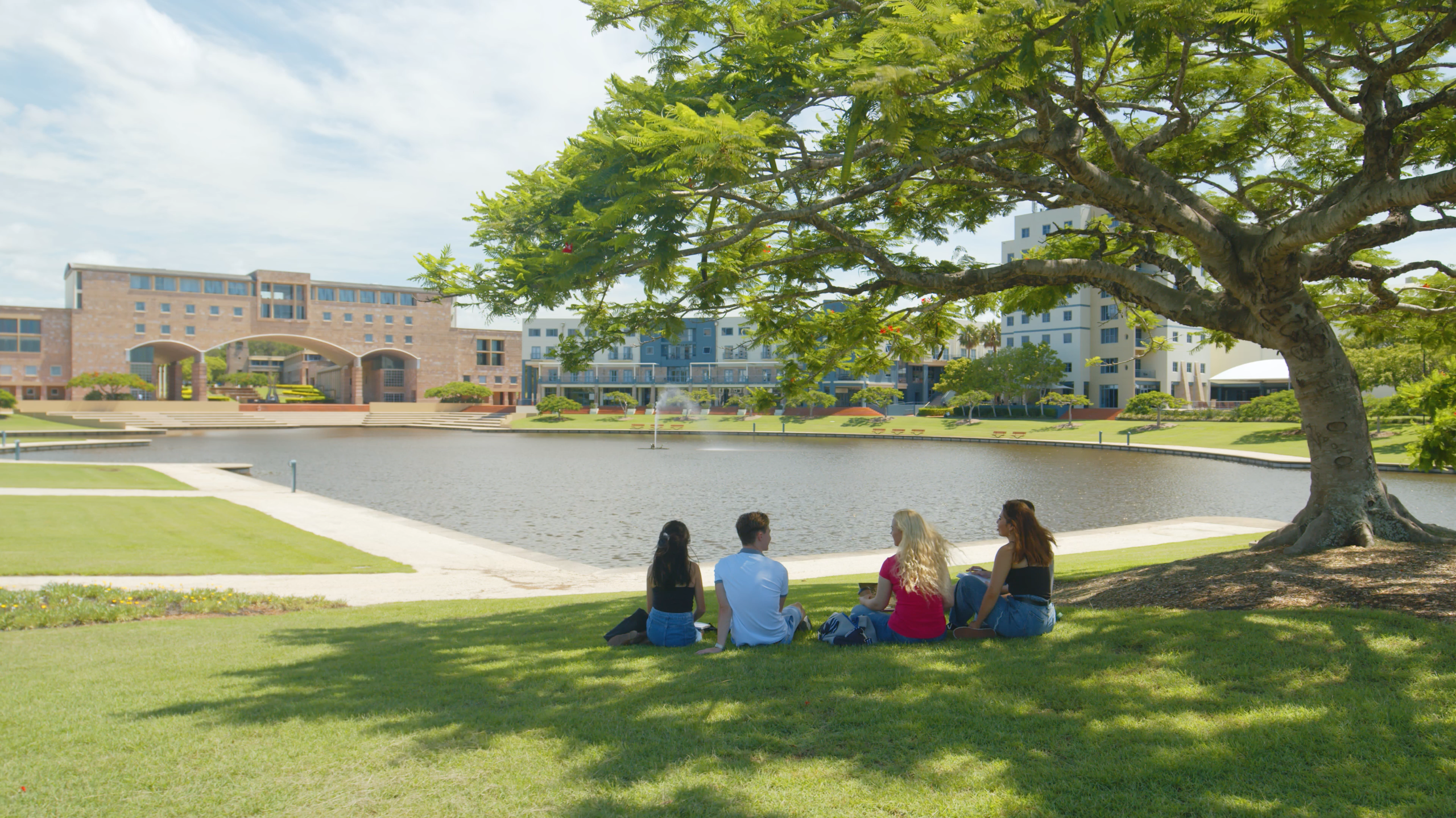 Bond University to Launch Three New Enterprise AI Degrees.png