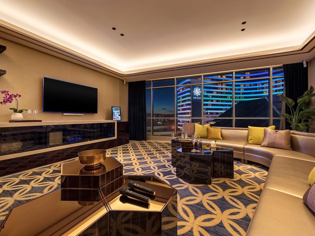 penthouse lounge