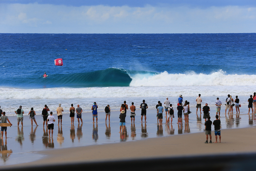 Surfing comp