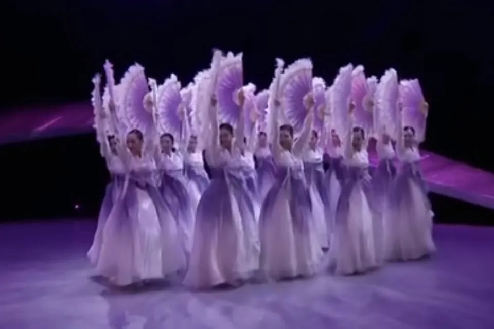 舞蹈诗 传承 II：大合之舞 Glamour II: Dance Poem • Great Harmony Image 6