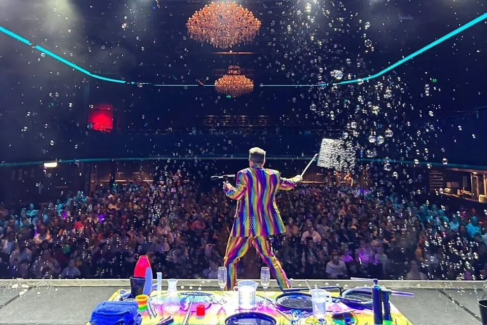 The Bubble Spectacular Image 5