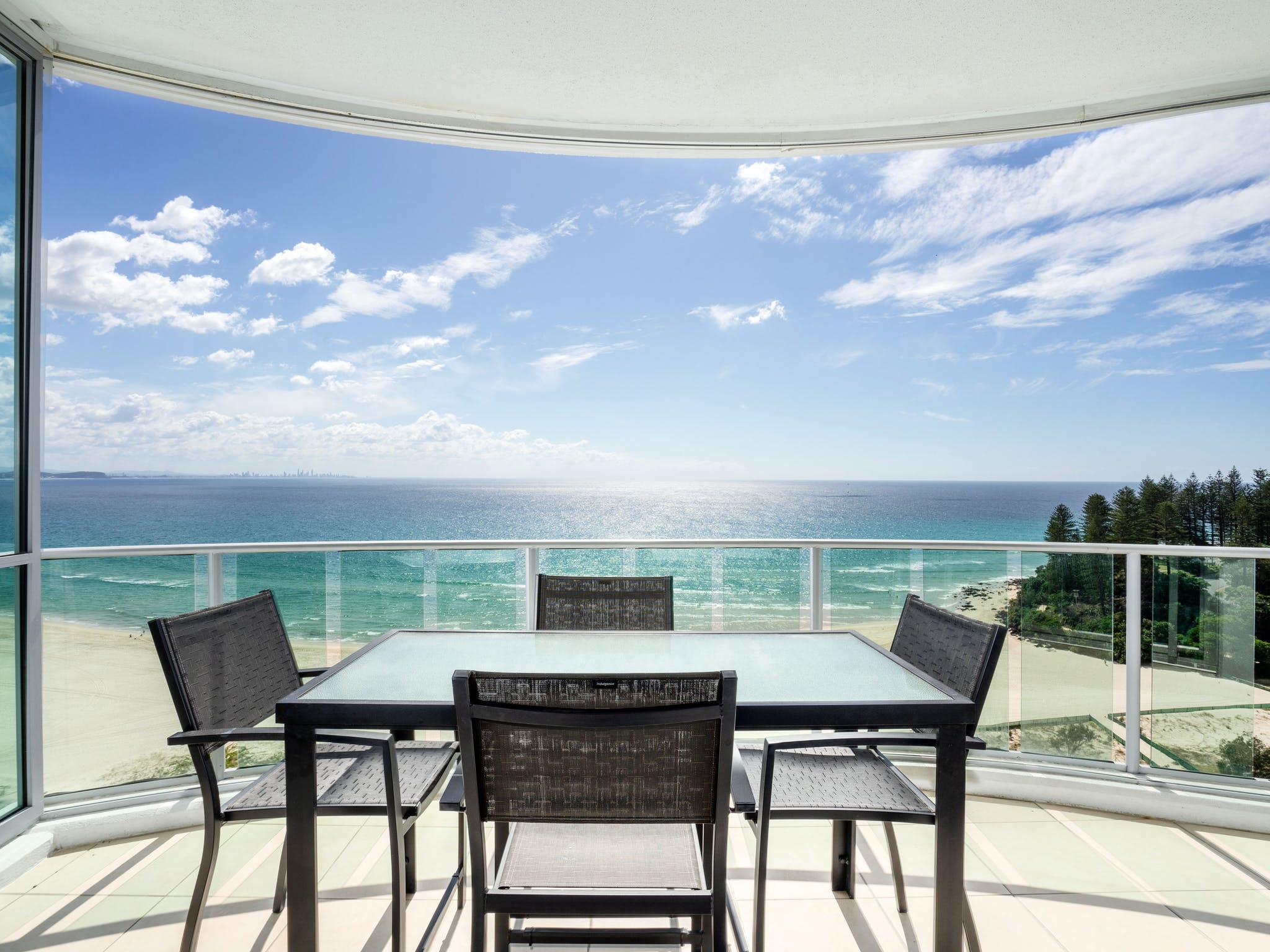 Reflections Coolangatta Beach | Destination Gold Coast