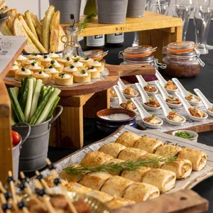 Christmas Day Lunch at Novotel Surfers Paradise Image 1