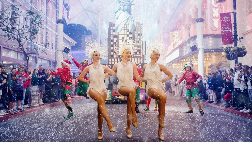 White Christmas at Warner Bros. Movie World Image 5