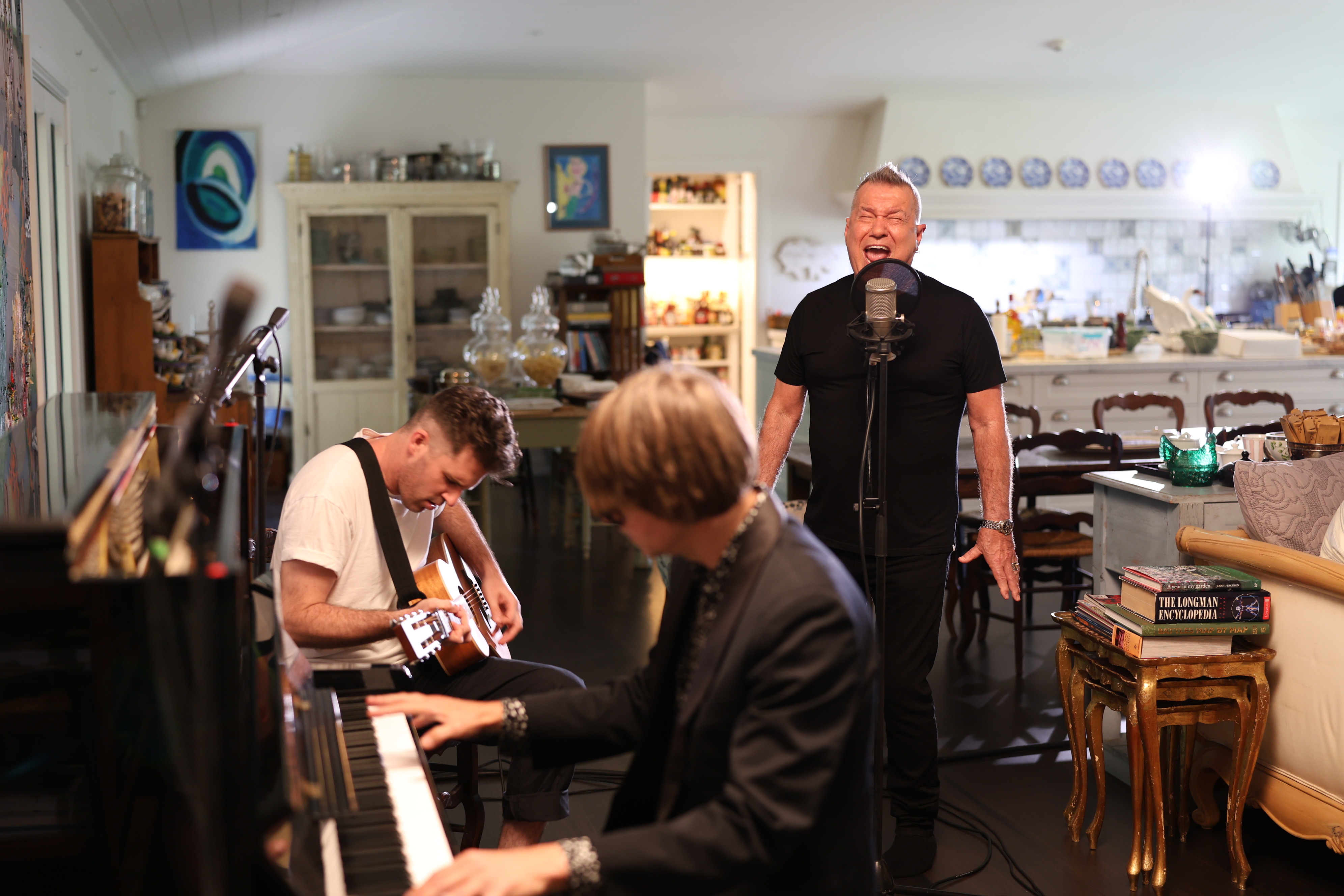 Jimmy Barnes & Band Photo by Rhys Luscombe.JPG